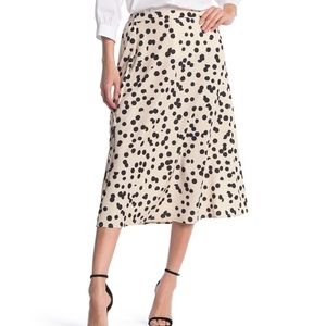 Tahari A-Line skirt, ink dot print.